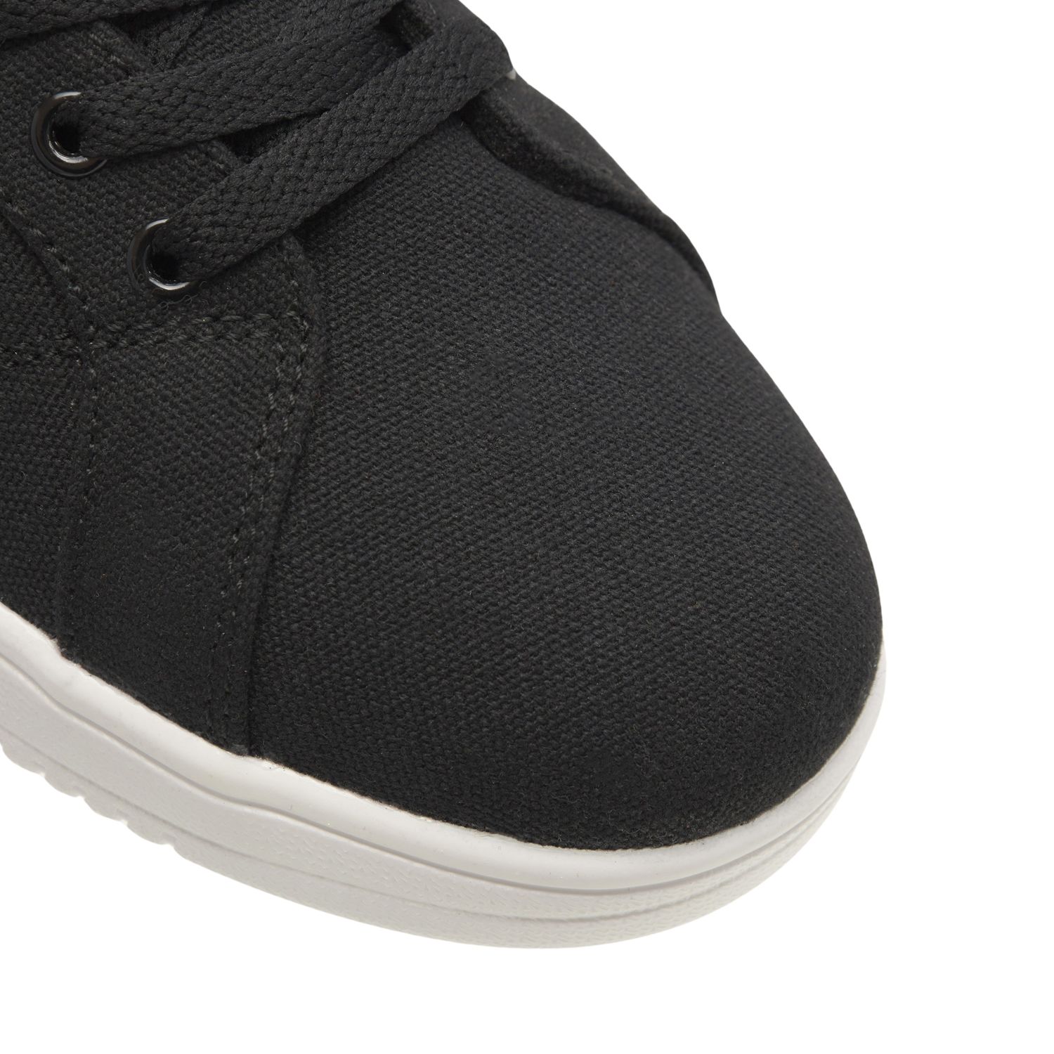 Tanzsneaker schwarz mit weißer Sohle 